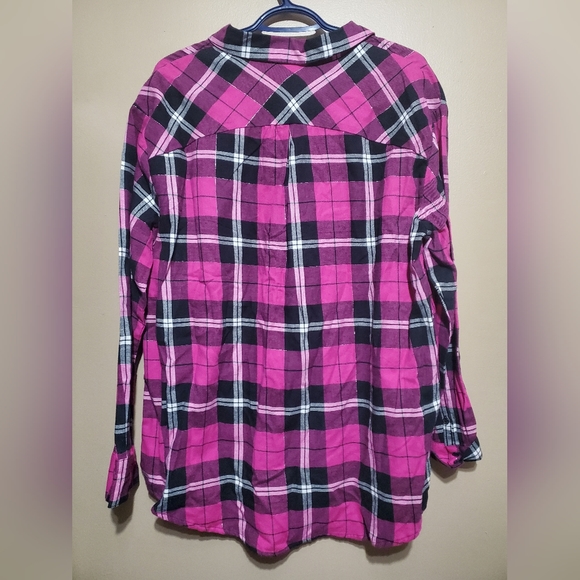 XL pink plaid shirt - Picture 2 of 4